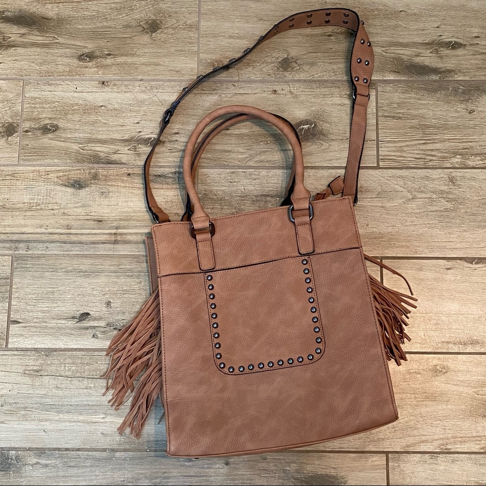 NWOT Fringe Shoulder Bag